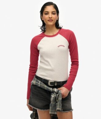Essential Logo Ribbed Baseball Long Sleeve Top