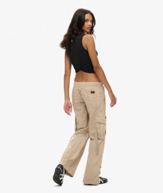 Low Rise Wide Leg Cargo Pants