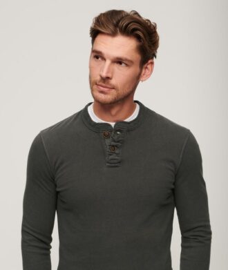 Vintage Athletic Chariot Crew Neck Top