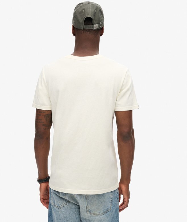 Vintage Logo Graphic T-Shirt Vintage Logo Graphic T-Shirt